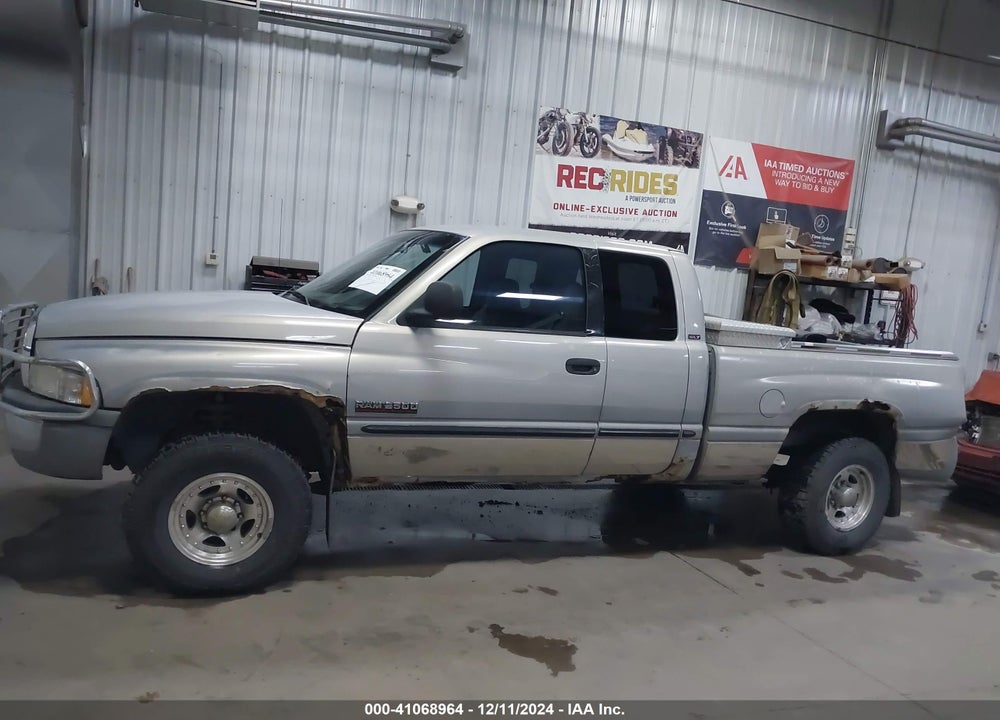 1999 DODGE RAM 2500 ST VIN: 1B7KF2364XJ585530