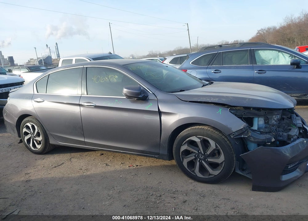 2017 HONDA ACCORD EX-L VIN: 1HGCR2F97HA172053