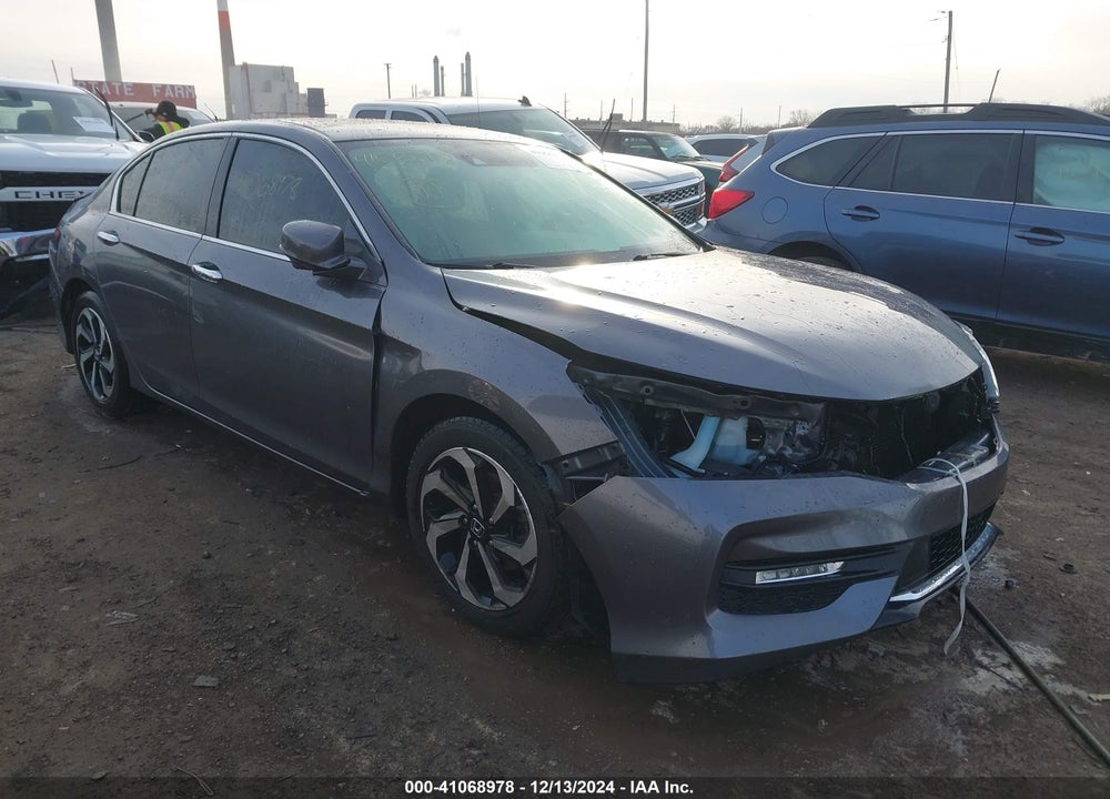 2017 HONDA ACCORD EX-L VIN: 1HGCR2F97HA172053