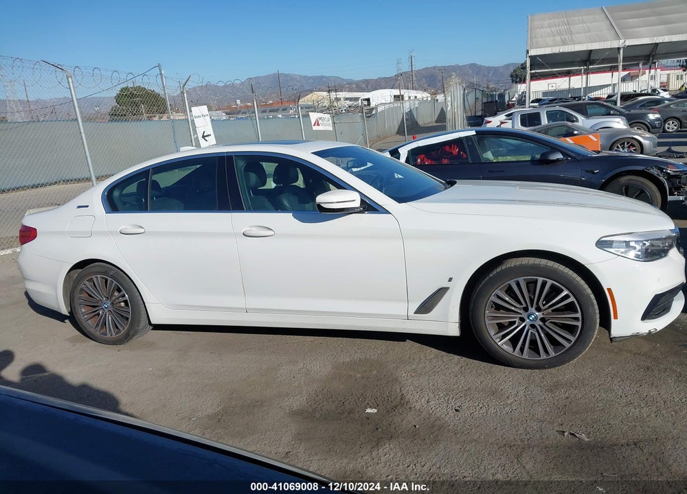 2019 BMW 530E IPERFORMANCE VIN: WBAJA9C57KB392864