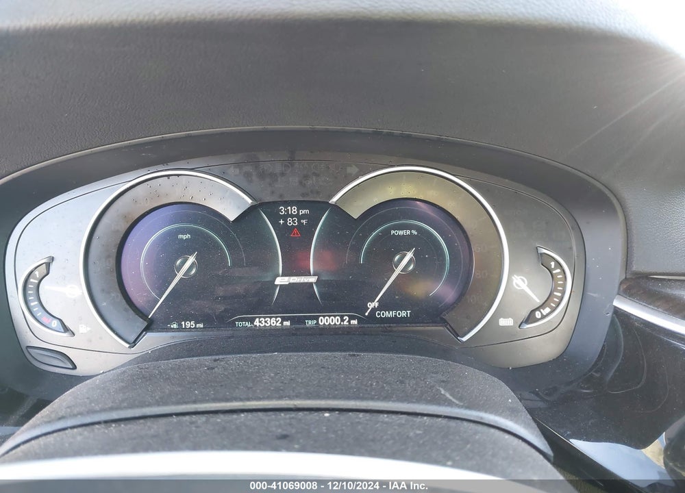 2019 BMW 530E IPERFORMANCE VIN: WBAJA9C57KB392864