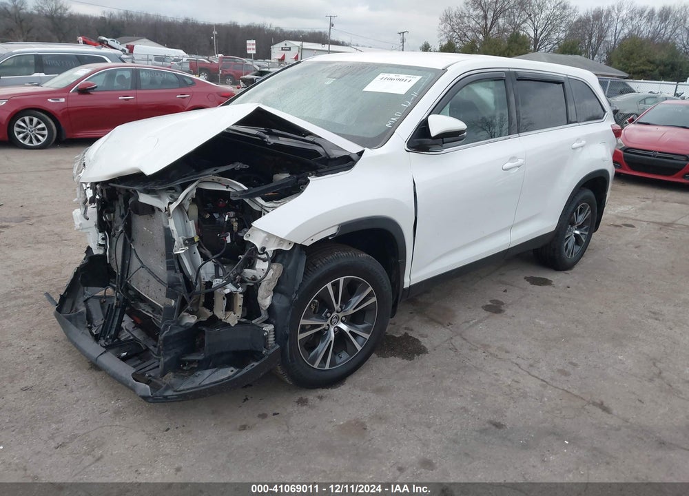 2019 TOYOTA HIGHLANDER LE VIN: 5TDBZRFH3KS922262