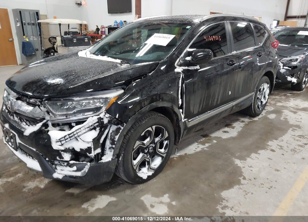 2018 HONDA CR-V TOURING VIN: 7FARW2H94JE008100