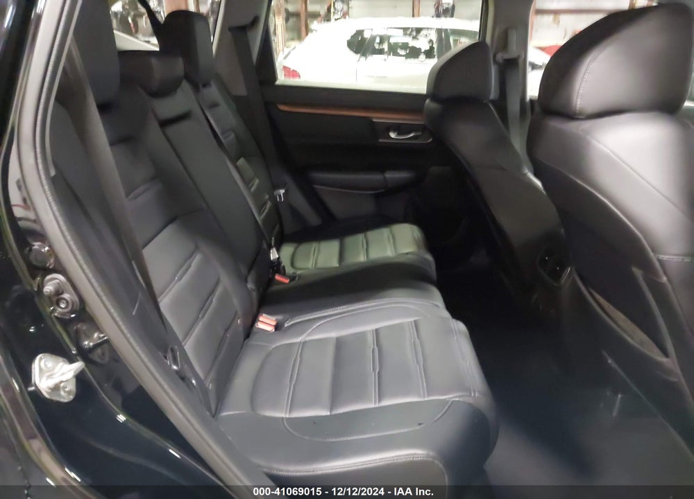 2018 HONDA CR-V TOURING VIN: 7FARW2H94JE008100