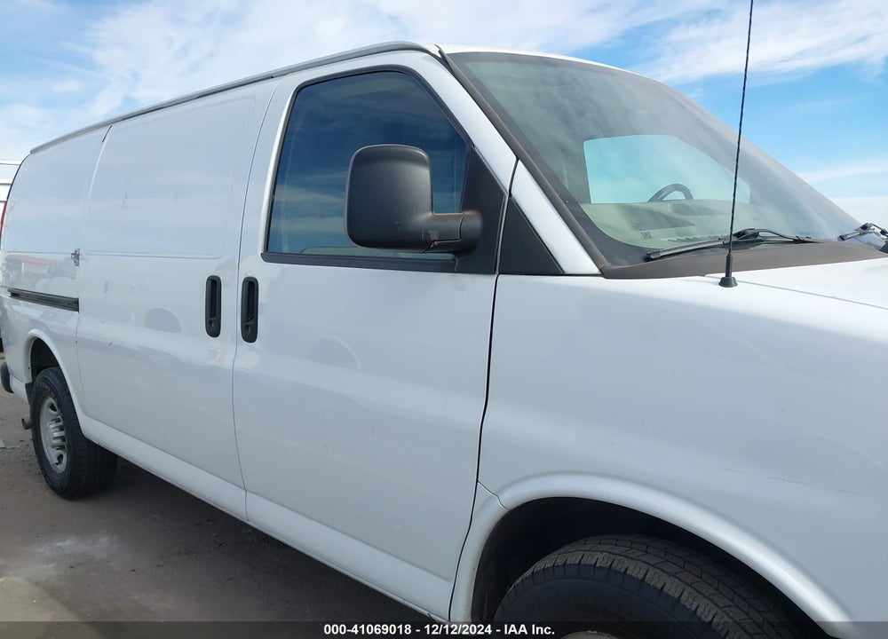 2015 CHEVROLET EXPRESS 2500 WORK VAN VIN: 1GCWGFCF9F1185953