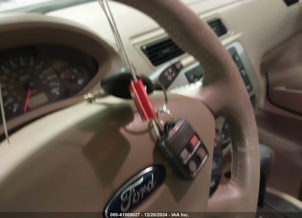 2007 FORD FOCUS S/SE/SES VIN: 1FAFP34N07W128782