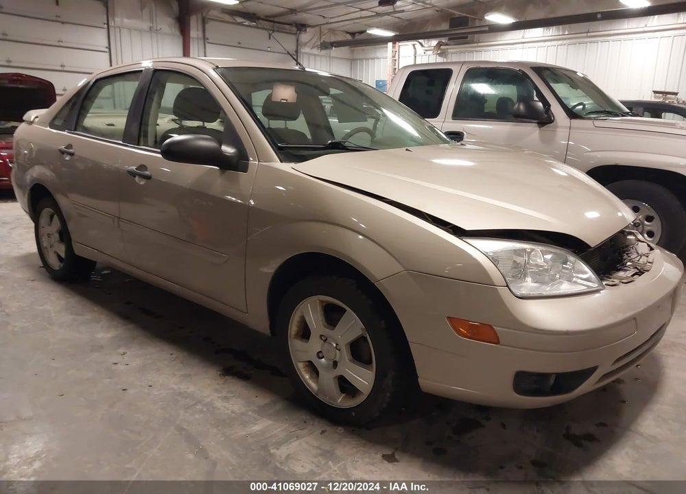 2007 FORD FOCUS S/SE/SES VIN: 1FAFP34N07W128782