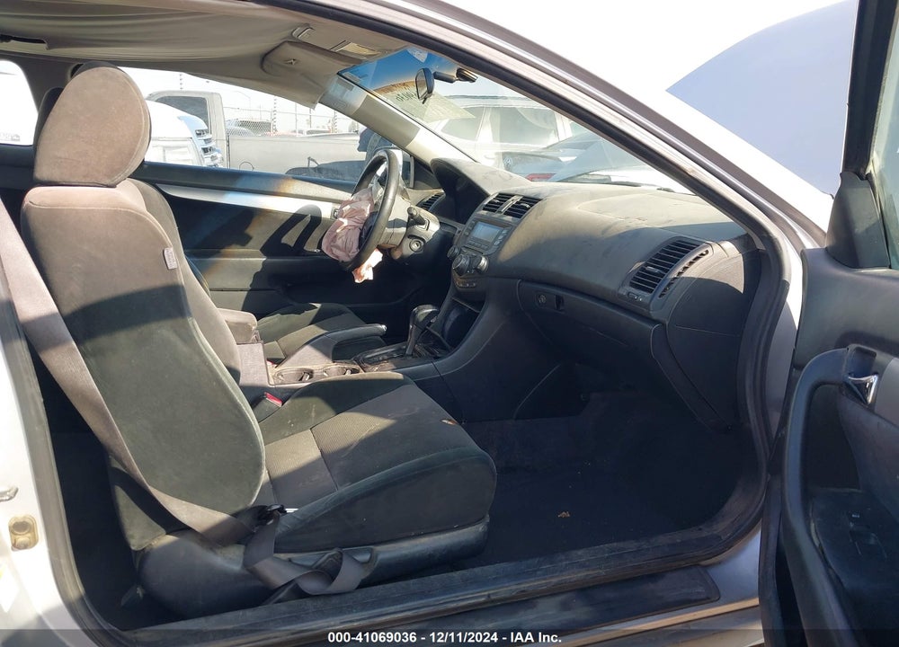 2005 HONDA ACCORD 2.4 LX VIN: 1HGCM72365A011699