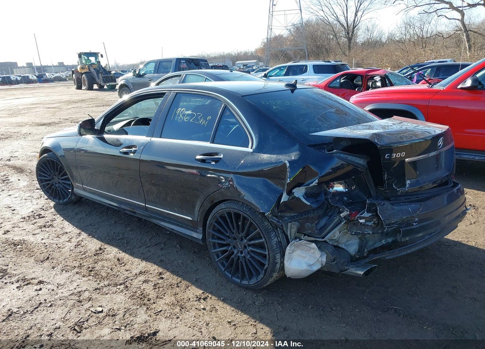 2008 MERCEDES-BENZ C 300 VIN: WDDGF54XX8F052333