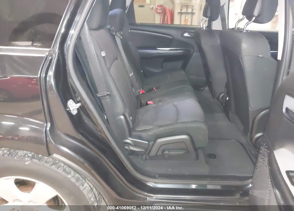 2011 DODGE JOURNEY MAINSTREET VIN: 3D4PH1FG3BT524737