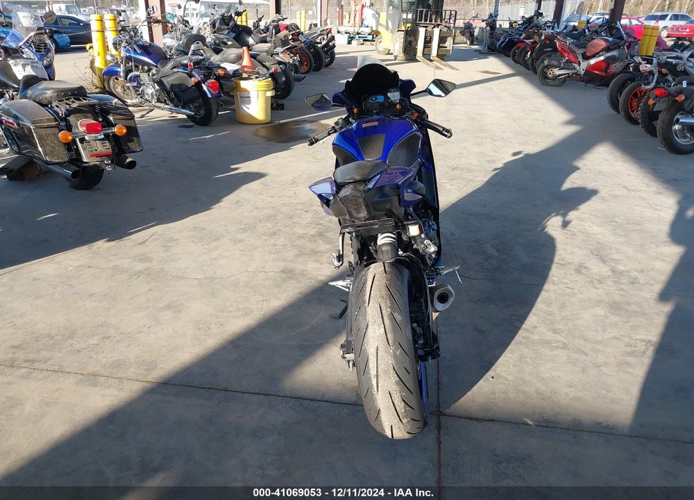 2022 YAMAHA YZFR7 VIN: JYARM38E1NA001975