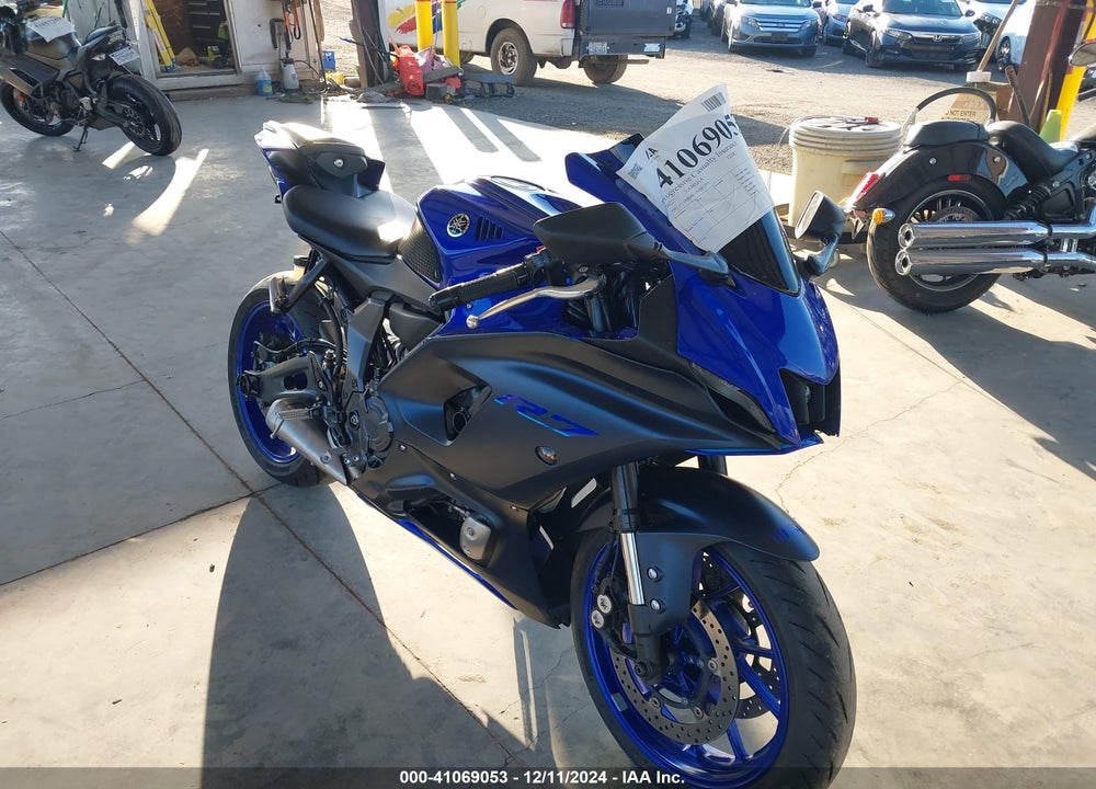 2022 YAMAHA YZFR7 VIN: JYARM38E1NA001975