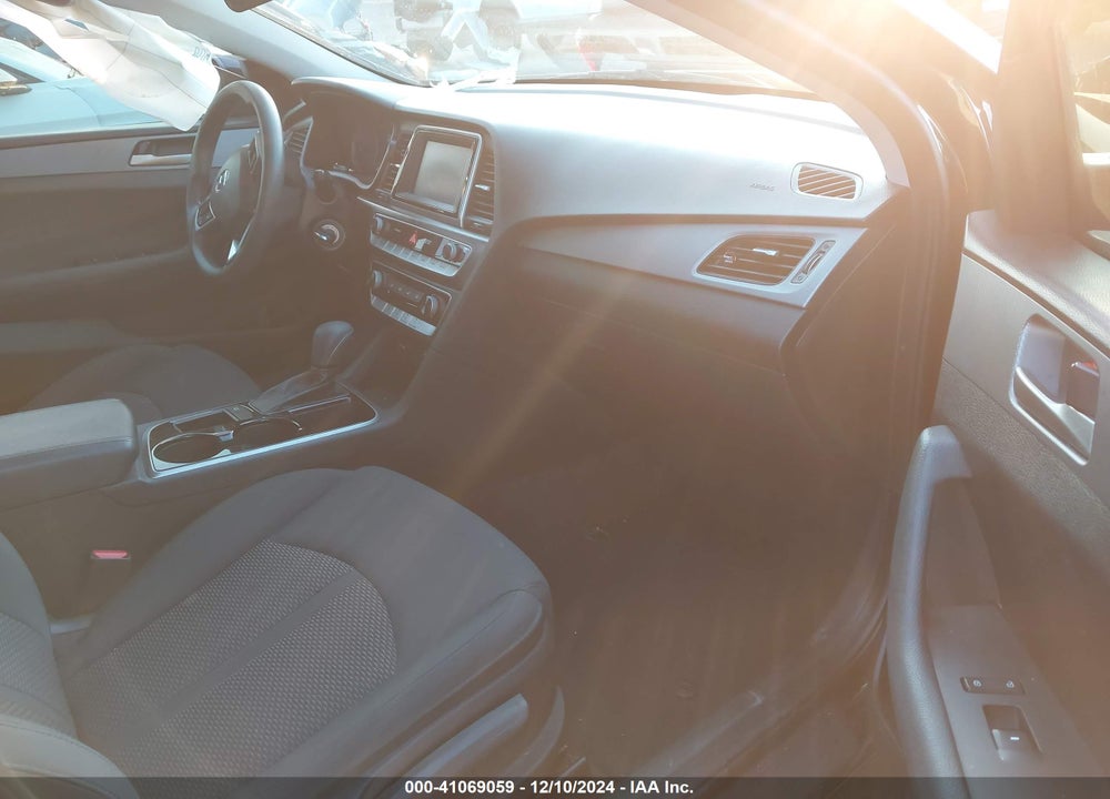 2019 HYUNDAI SONATA VIN: 5NPE24AF4KH766829