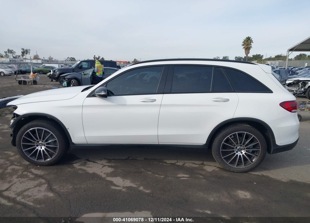 2021 MERCEDES-BENZ GLC 300 SUV VIN: W1N0G8DB7MV267370