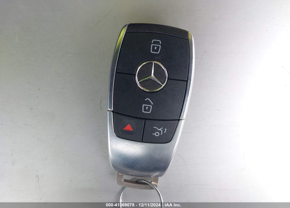 2021 MERCEDES-BENZ GLC 300 SUV VIN: W1N0G8DB7MV267370