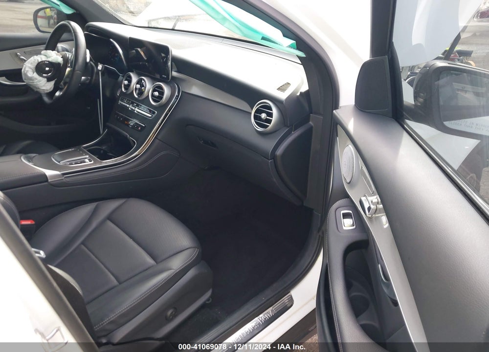 2021 MERCEDES-BENZ GLC 300 SUV VIN: W1N0G8DB7MV267370