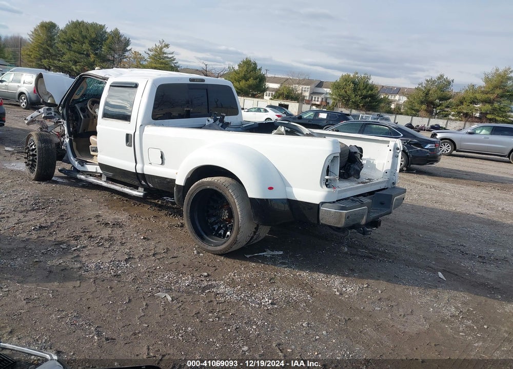 2008 FORD F-350 KING RANCH/LARIAT/XL/XLT VIN: 1FTWW32R28EC56743