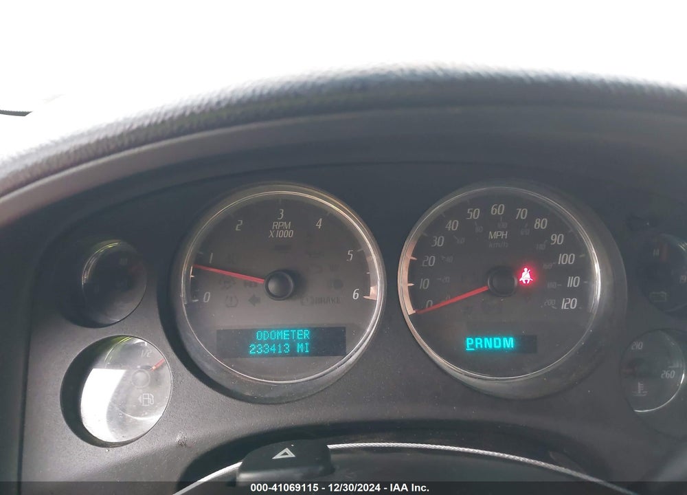 2007 GMC YUKON DENALI VIN: 1GKFK63827J228471