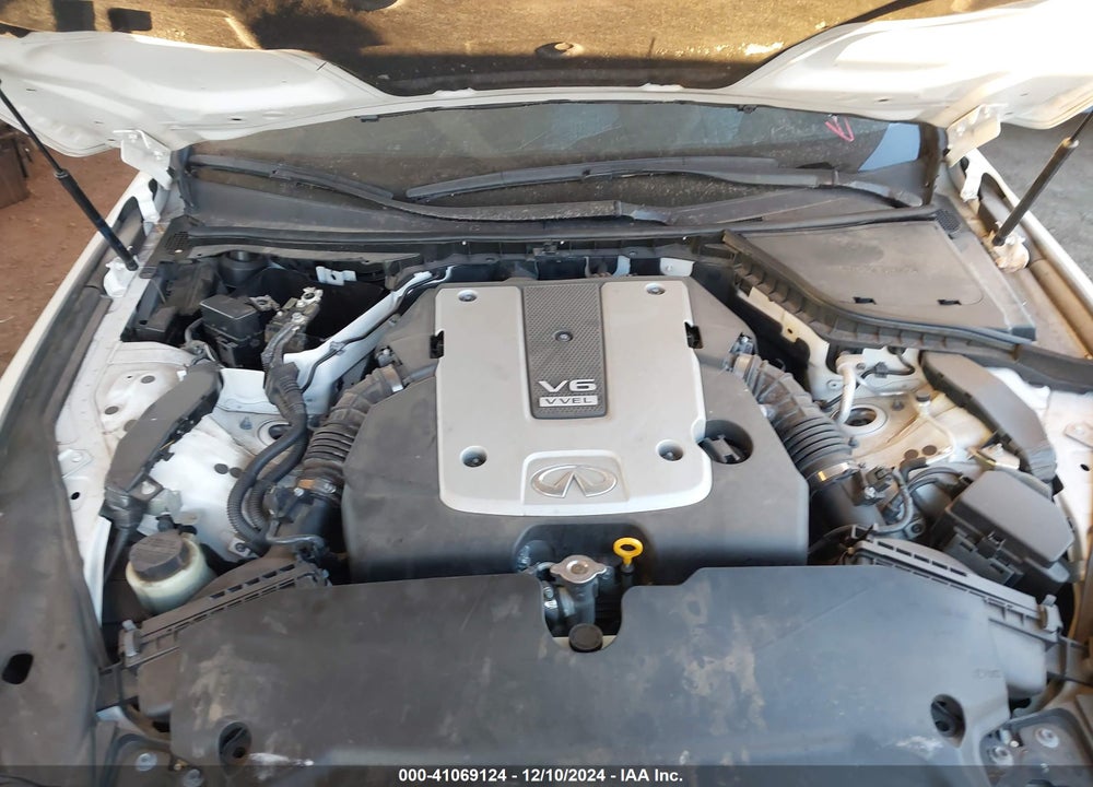 2015 INFINITI Q50 PREMIUM VIN: JN1BV7AR3FM411400