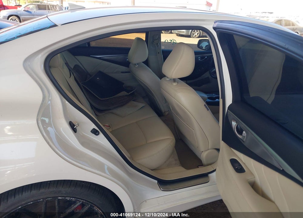2015 INFINITI Q50 PREMIUM VIN: JN1BV7AR3FM411400