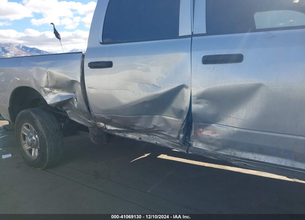 2014 RAM 2500 TRADESMAN VIN: 3C6UR5CJ0EG259204