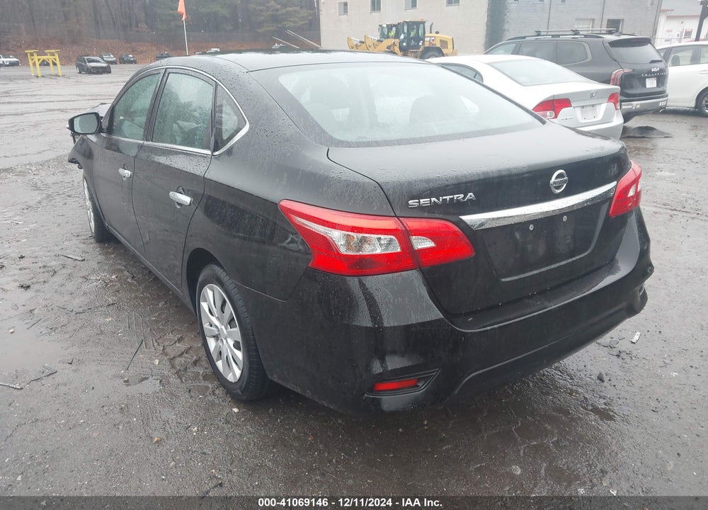 2018 NISSAN SENTRA VIN: 3N1AB7AP3JY203414