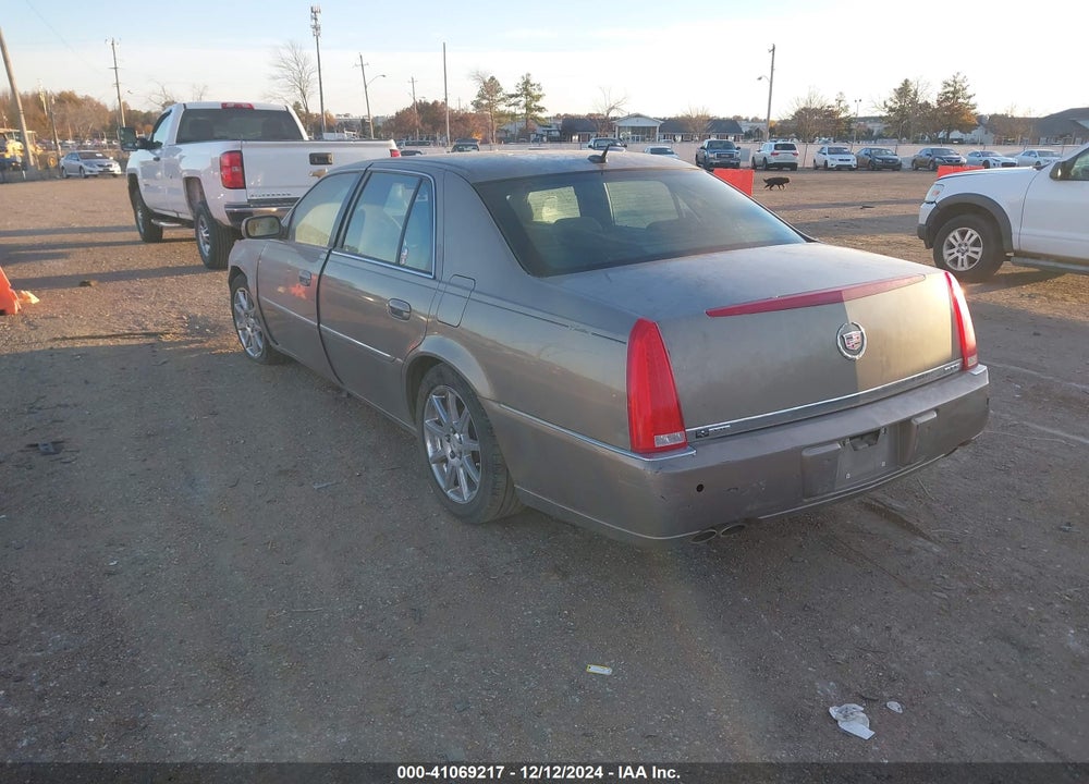 2007 CADILLAC DTS PERFORMANCE VIN: 1G6KD57987U165217
