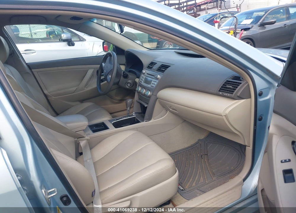 2009 TOYOTA CAMRY LE VIN: 4T4BE46K39R104094