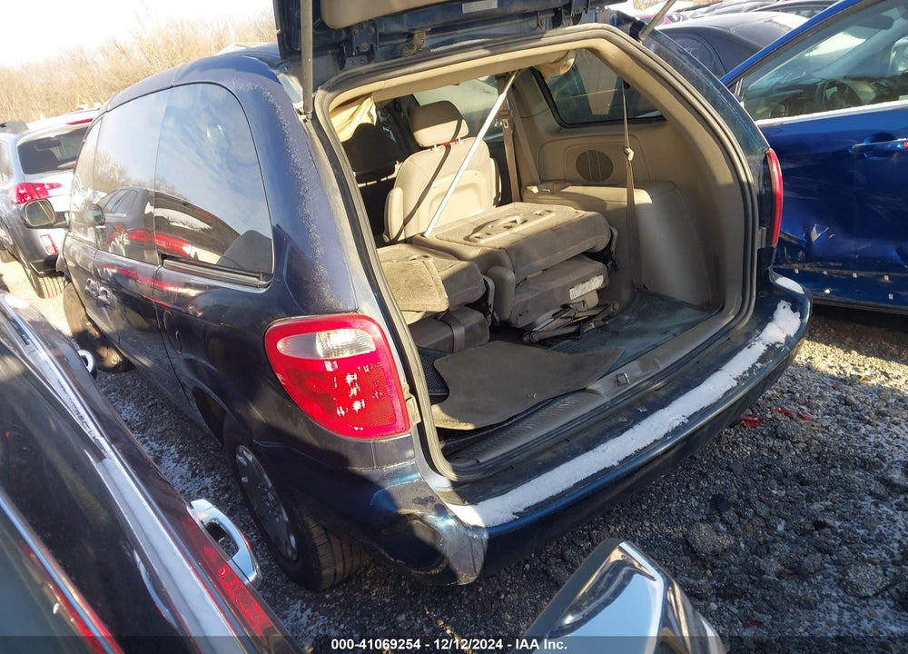 2003 CHRYSLER VOYAGER LX VIN: 1C4GJ45343B135951