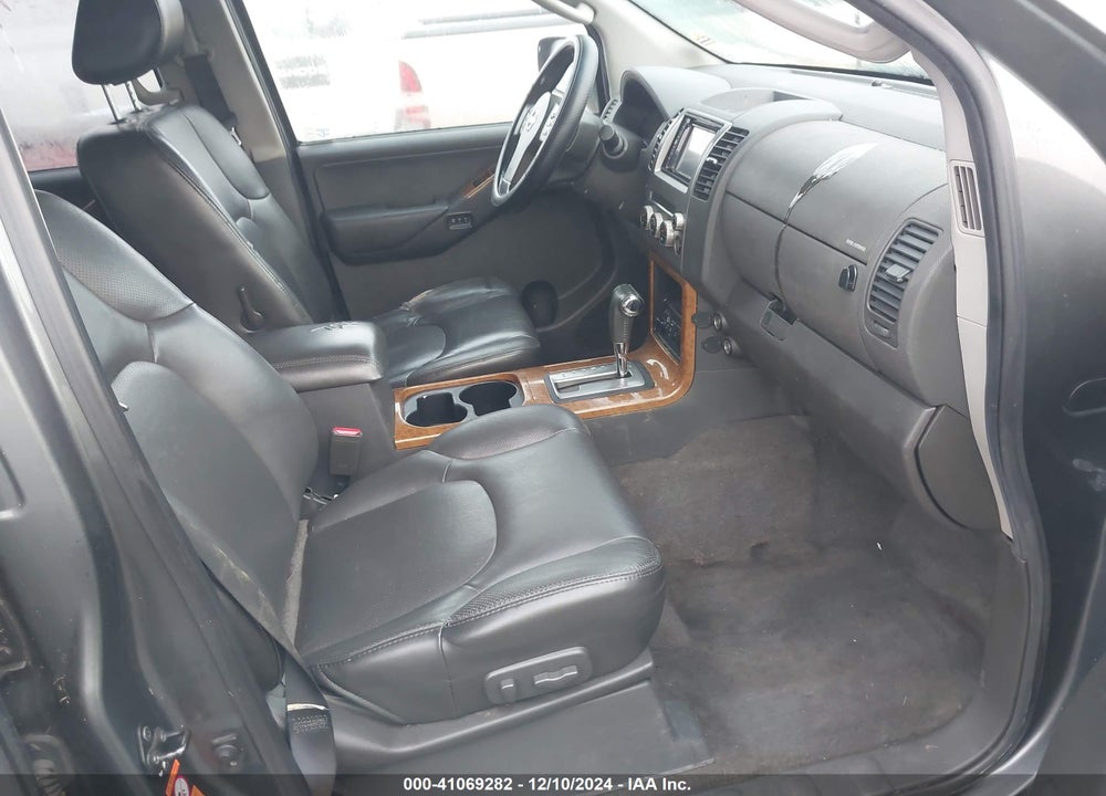 2006 NISSAN PATHFINDER LE VIN: 5N1AR18W96C658010