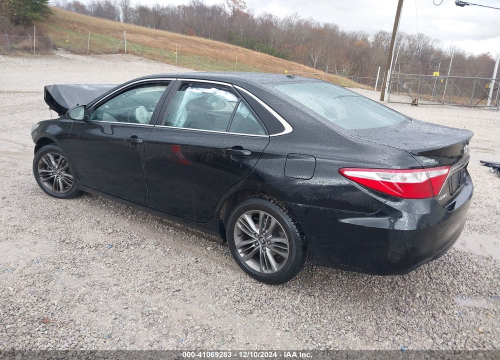 2016 TOYOTA CAMRY SE VIN: 4T1BF1FK4GU258588