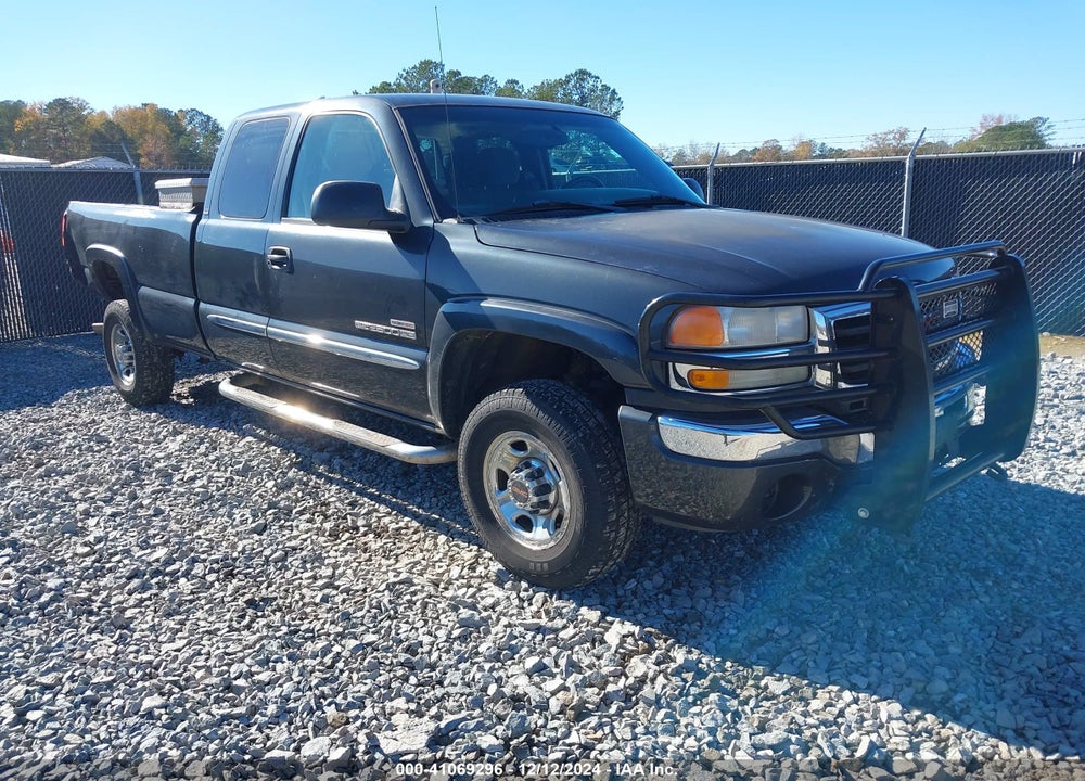 2003 GMC SIERRA 2500HD SLE VIN: 1GTHC29173E352968