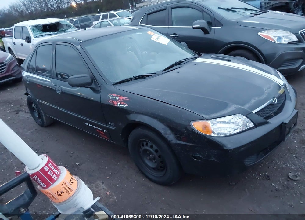 2001 MAZDA PROTEGE DX/LX VIN: JM1BJ222910451817
