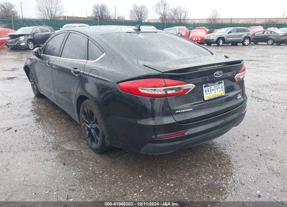 2019 FORD FUSION SE VIN: 3FA6P0HD8KR245344