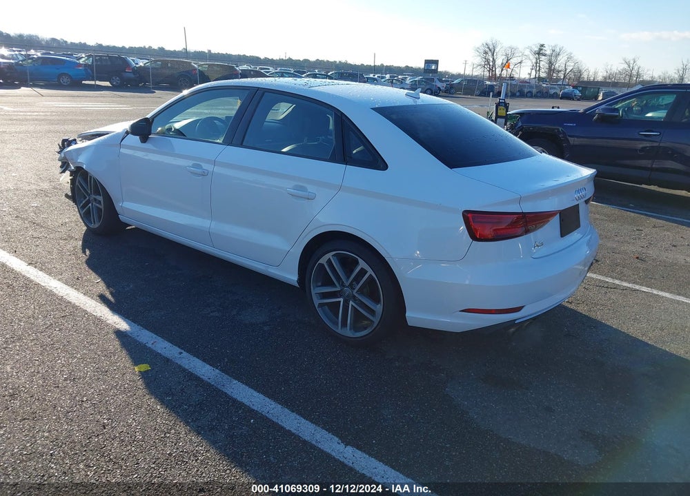 2017 AUDI A3 2.0T PREMIUM VIN: WAUAUGFF9H1033773
