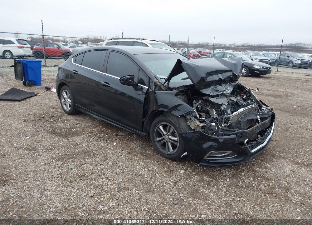2018 CHEVROLET CRUZE LT AUTO VIN: 3G1BE6SM8JS588083