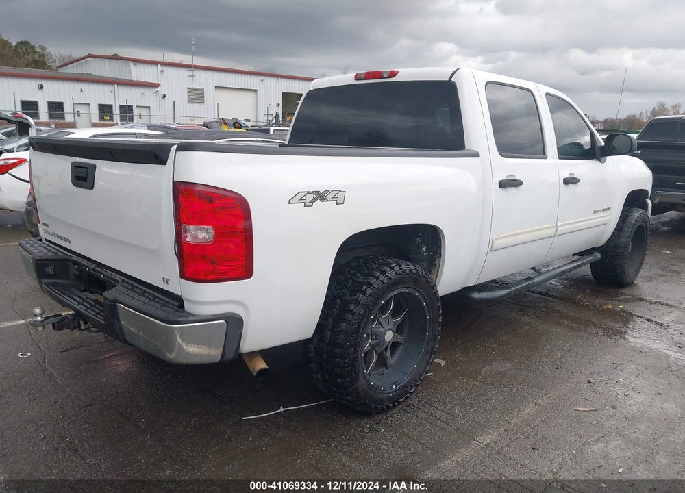 2011 CHEVROLET SILVERADO 1500 LT VIN: 3GCPKSEA0BG262699