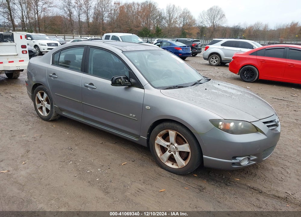 2005 MAZDA 3 S VIN: JM1BK323351252189