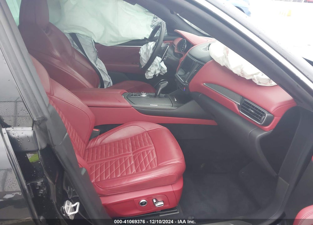 2021 MASERATI LEVANTE GRANSPORT VIN: ZN661XUS5MX363563