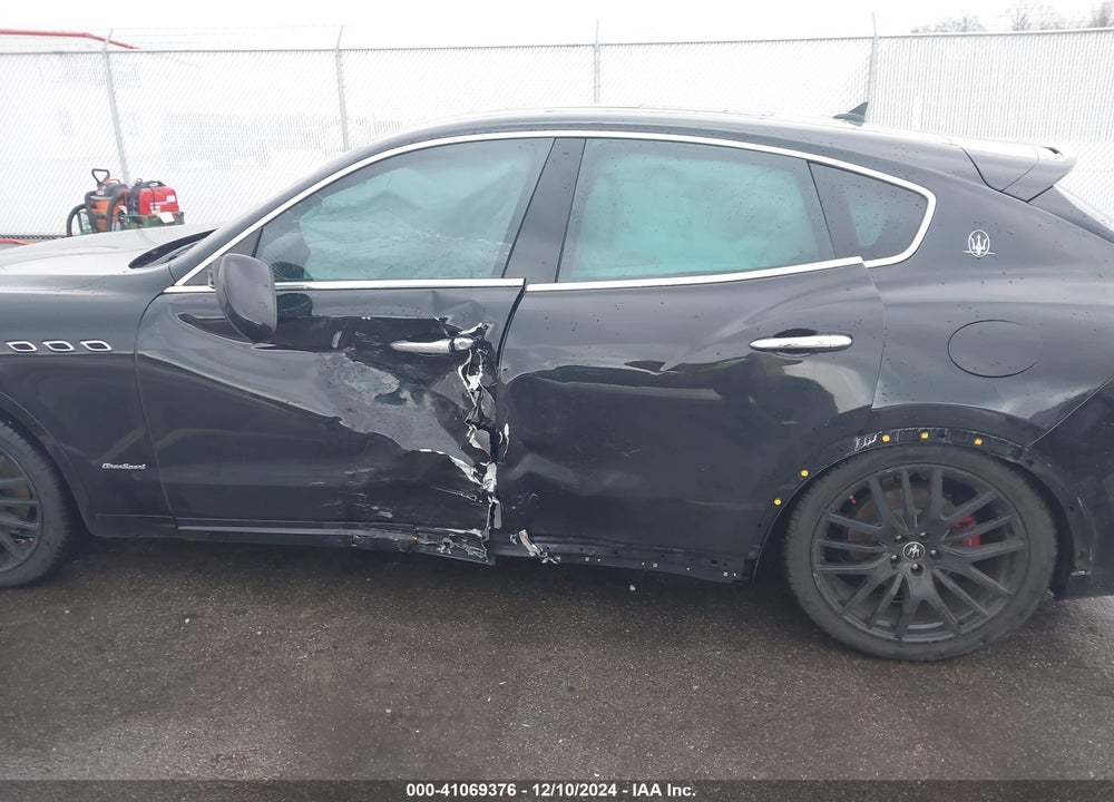 2021 MASERATI LEVANTE GRANSPORT VIN: ZN661XUS5MX363563