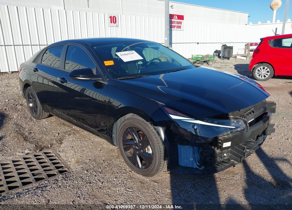 2022 HYUNDAI ELANTRA SEL VIN: 5NPLS4AG5NH077418