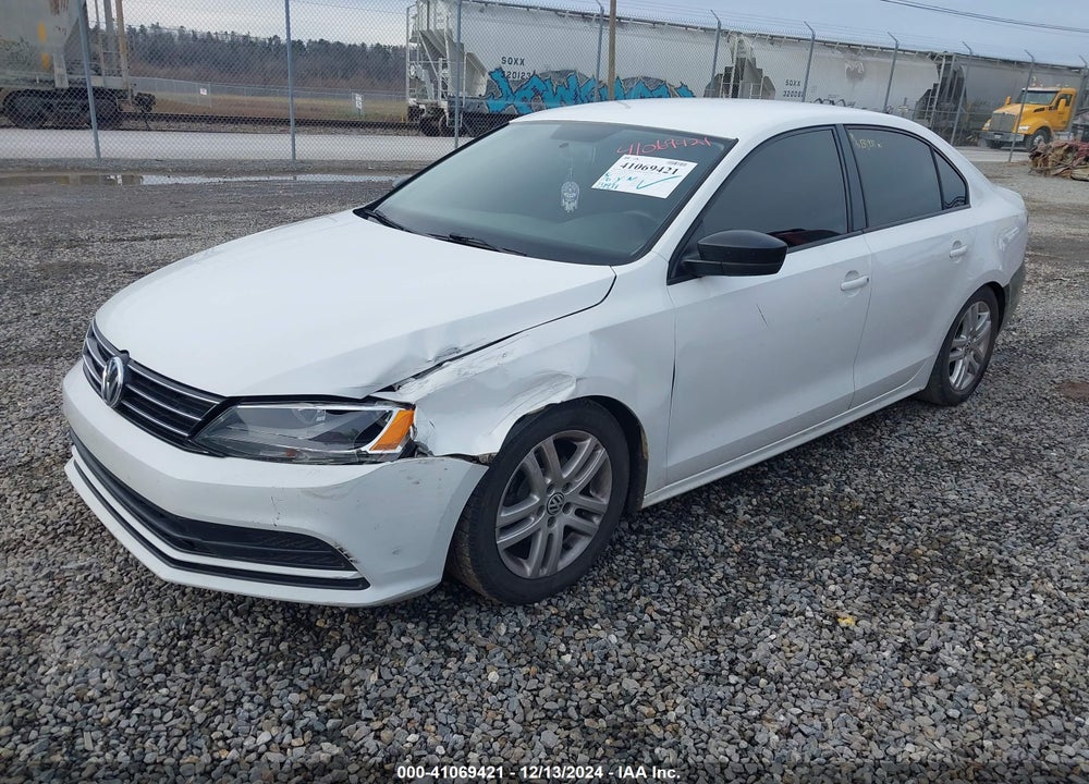 2015 VOLKSWAGEN JETTA VIN: 3VW2K7AJ9FM242811