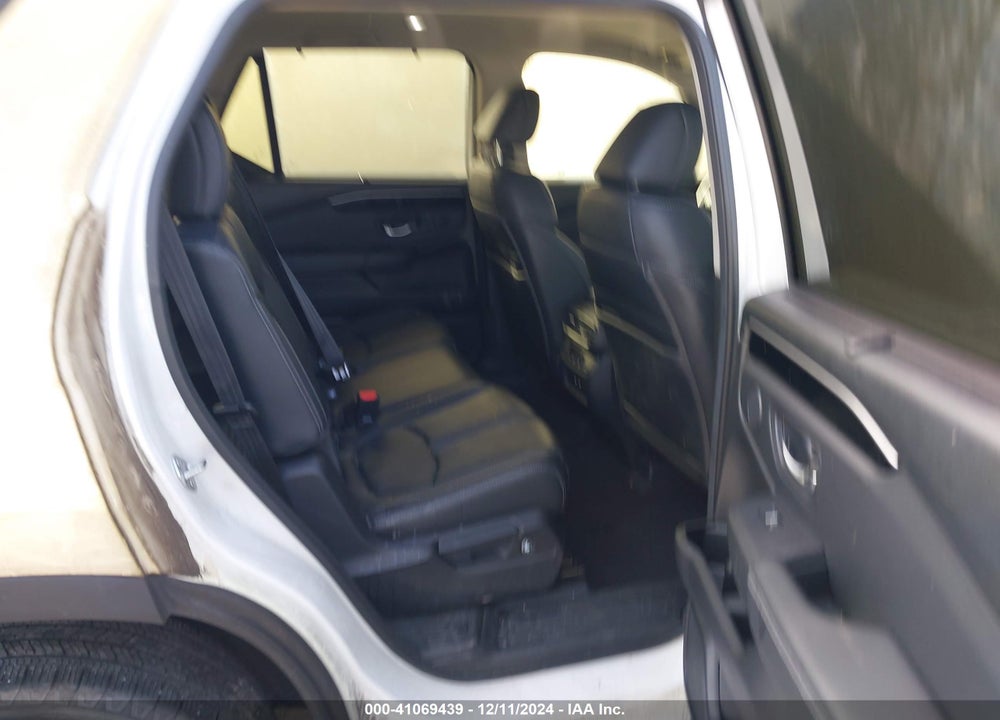 2024 HONDA PILOT EX-L VIN: 5FNYG1H48RB037145