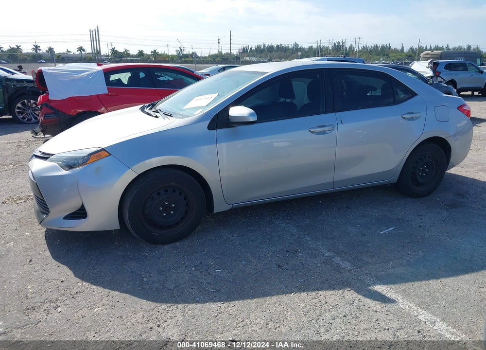 2018 TOYOTA COROLLA VIN: 5YFBURHE2JP825532