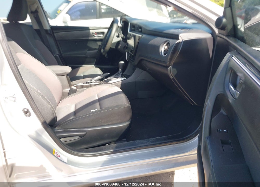 2018 TOYOTA COROLLA VIN: 5YFBURHE2JP825532