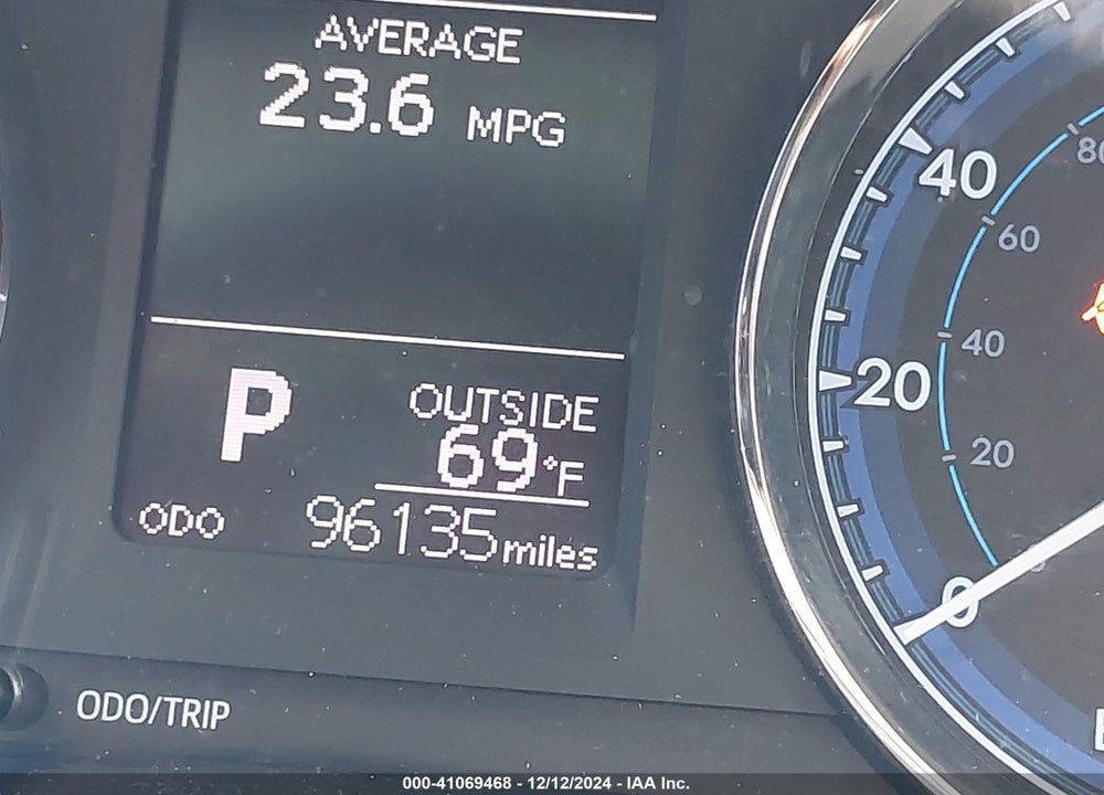 2018 TOYOTA COROLLA VIN: 5YFBURHE2JP825532