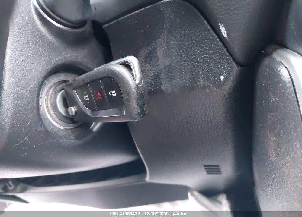 2019 TOYOTA RAV4 LE VIN: JTMG1RFV2KD020958