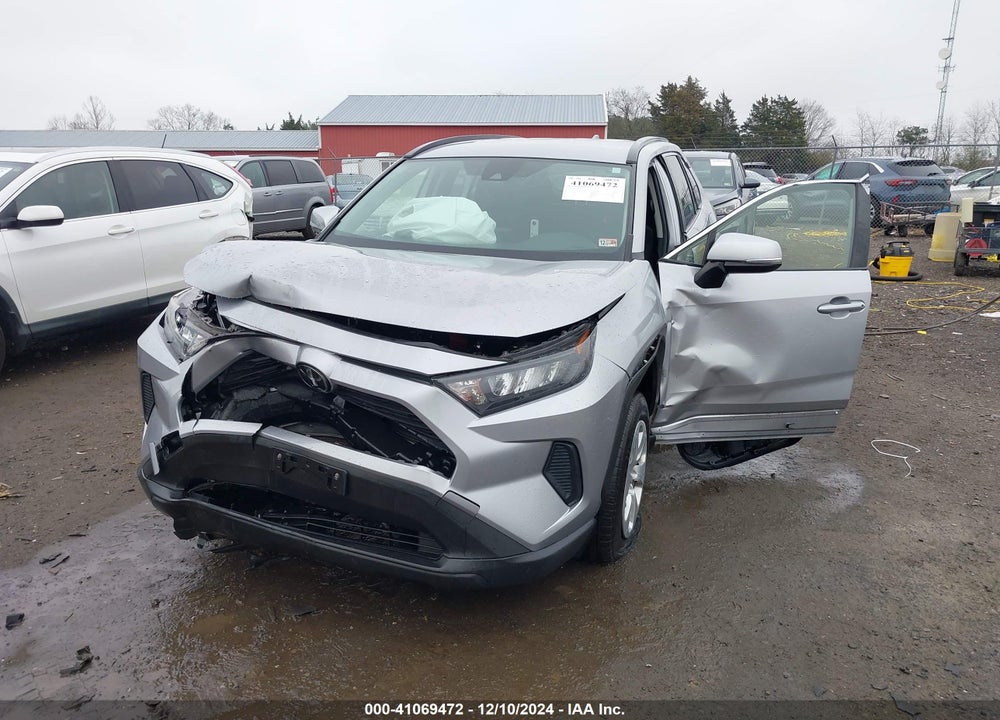 2019 TOYOTA RAV4 LE VIN: JTMG1RFV2KD020958