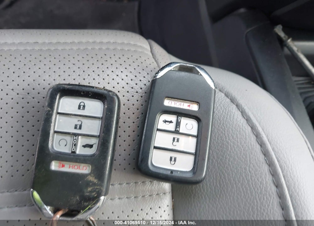2019 HONDA CR-V EX-L VIN: 7FARW2H81KE024828