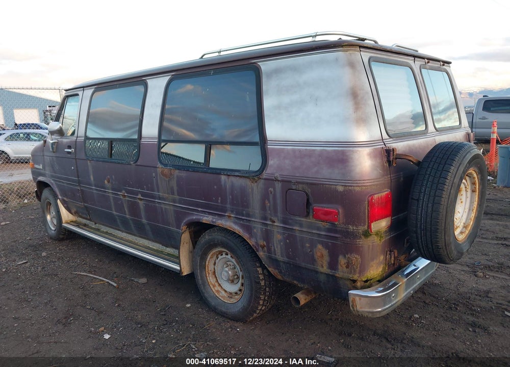 1992 GMC RALLY WAGON / VAN G2500 VIN: 2GDEG25K9N4504012